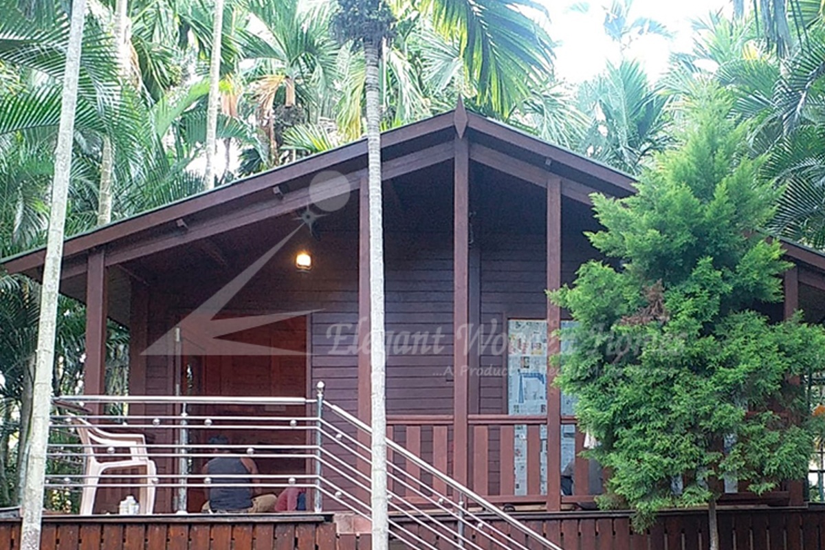 Luxury Tree House Manufacturing| Elegant Wooden Homes